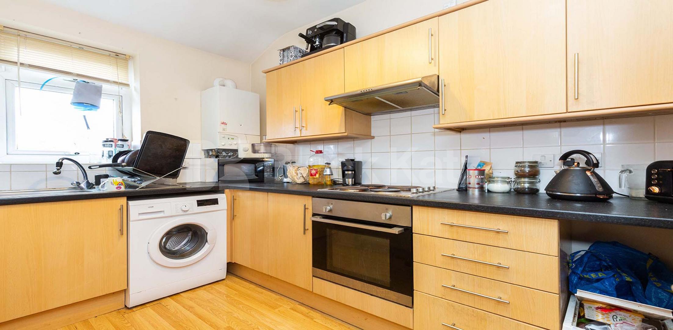 			1 Bedroom, 1 bath, 1 reception Apartment			 Middle Lane, CROUCH END